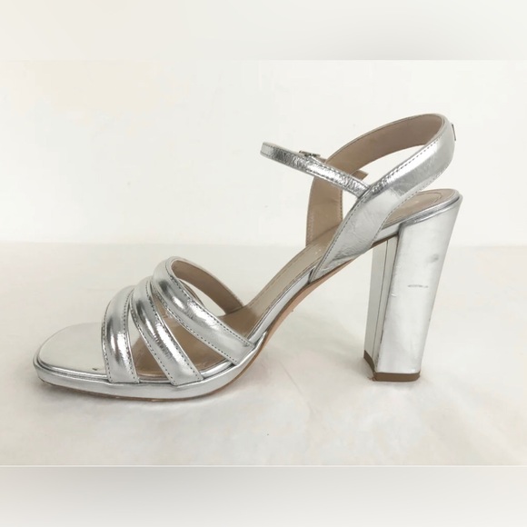 CHRISTIAN DIOR SILVER SANDALS - Picture 4 of 15